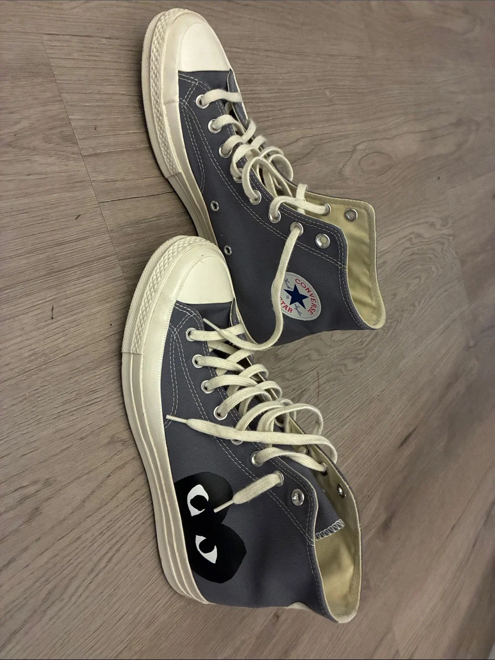 Mens High-Top Converse play Sneakers in Slate Gray with Heart Graphic